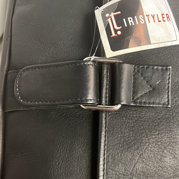 100% Genuine Leather Laptop Bag-Black 18” - Picture 6 of 13